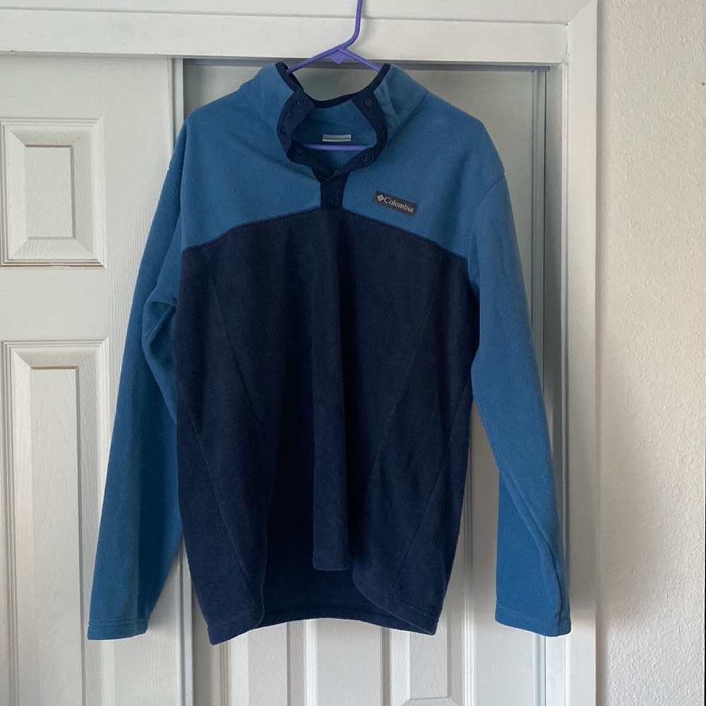 Columbia Fleece sweater